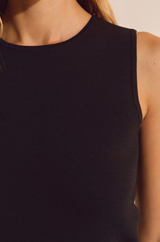 Camiseta sin mangas;${refinementColor}