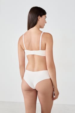 Strapless Bra with Soft Underwires and Removable Straps;${refinementColor}