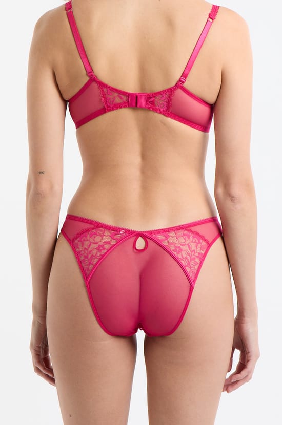 Culotte en dentelle et satin;${refinementColor}