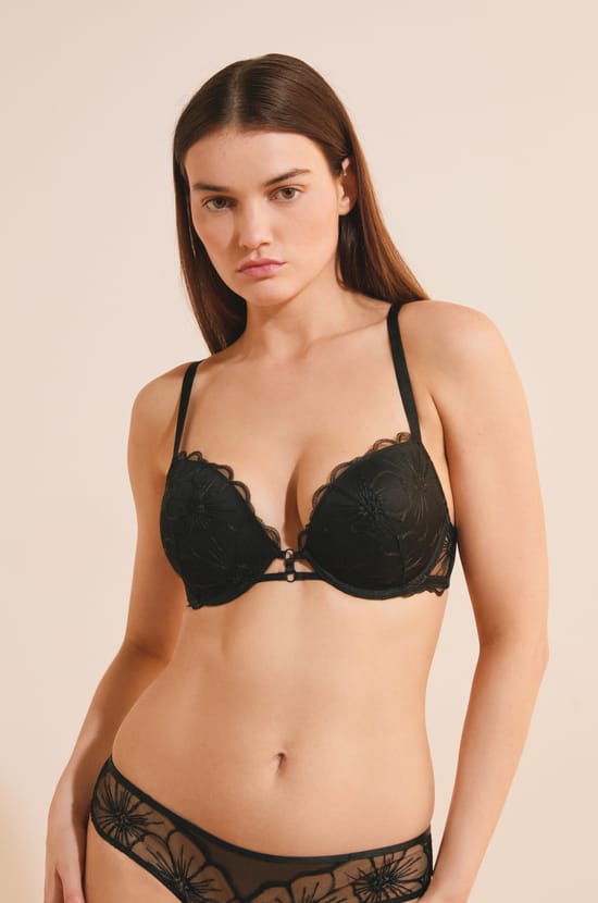 Soutien-gorge N.5 - Le coques fines plongeant avec broderie;${refinementColor}