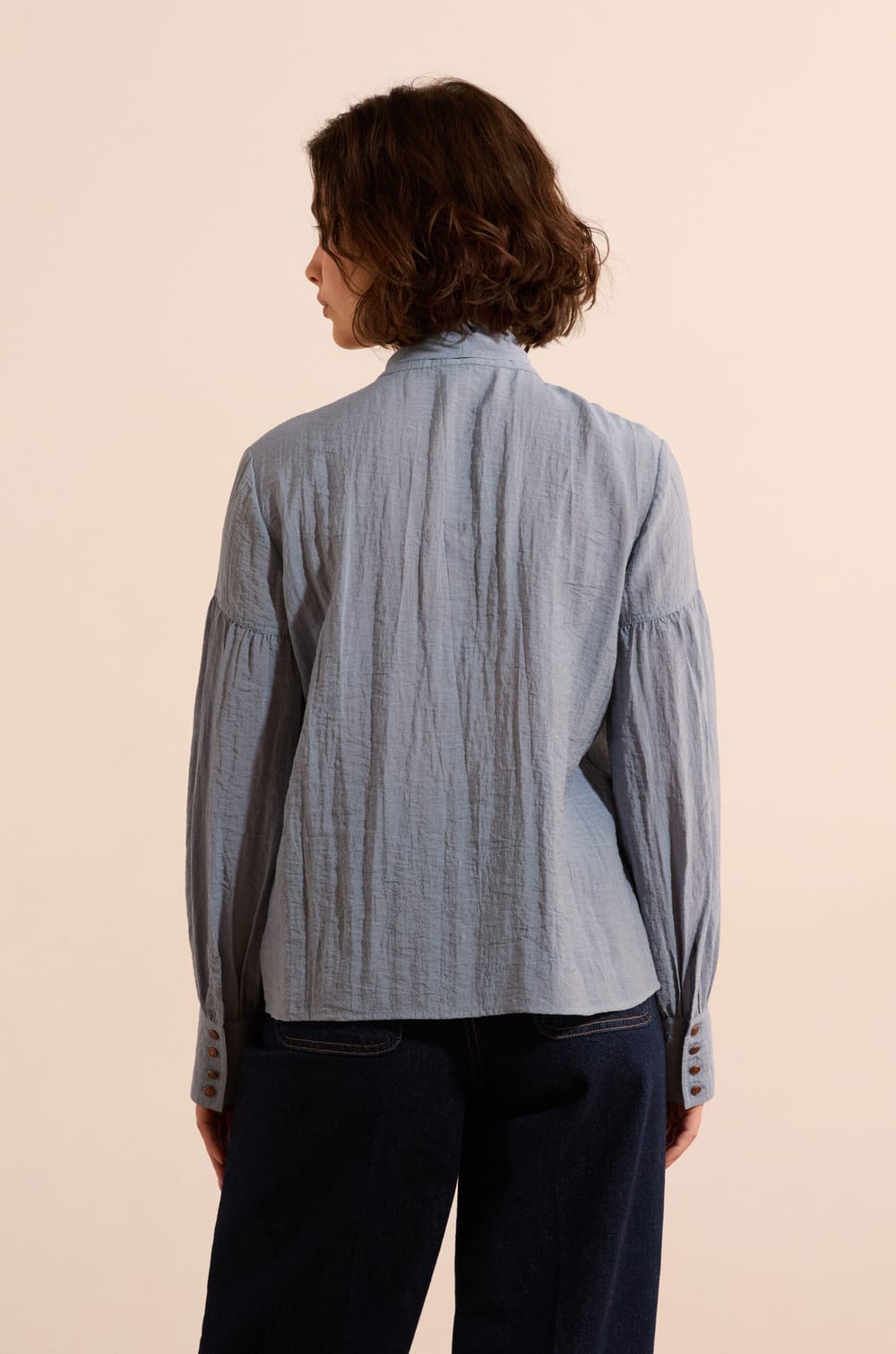 Chemise avec lien &agrave; nouer;${refinementColor}