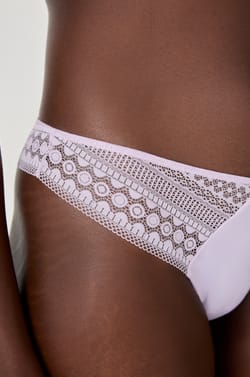 Tanga de encaje;${refinementColor}