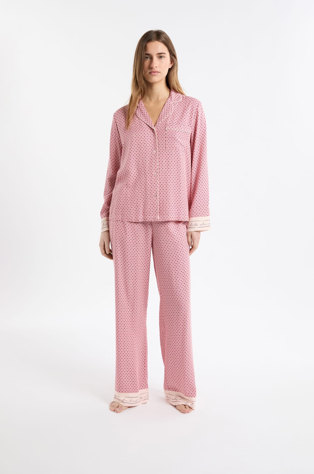 Long-sleeved pyjama shirt with patterns;${refinementColor}