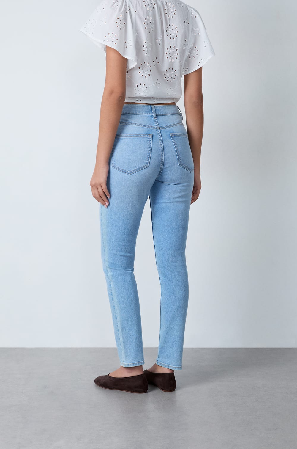 Jean Slim Bleu Taille 42 Pour Femme - Occasion En Très Bon état, Coton, Coupe Ajustée - Sans Marque