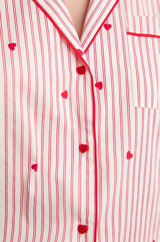 Chemise &agrave; rayures et c&oelig;urs avec coton;${refinementColor}