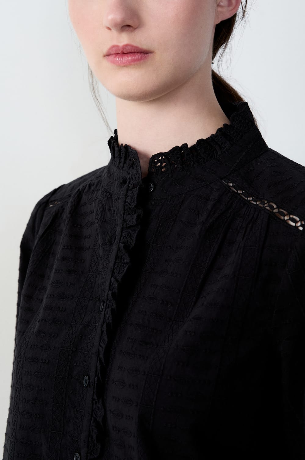 Embroidered Shirt;${refinementColor}