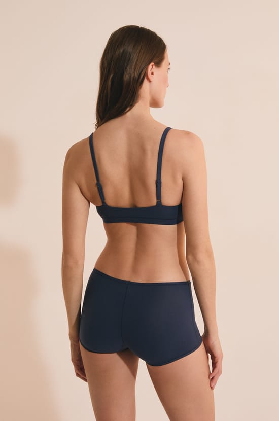 Brassi&egrave;re en microfibre;${refinementColor}