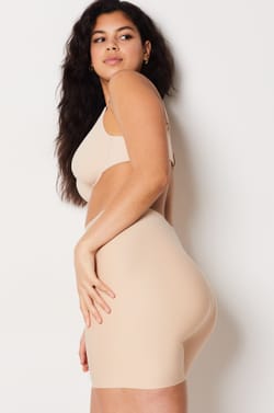 Panty push-up gainant - maintien fort;${refinementColor}