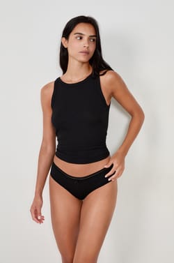 Shorty aus Mikrofaser mit Spitzensäumen;${refinementColor}