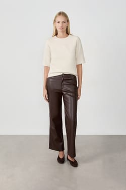 Pull manches courtes;${refinementColor}