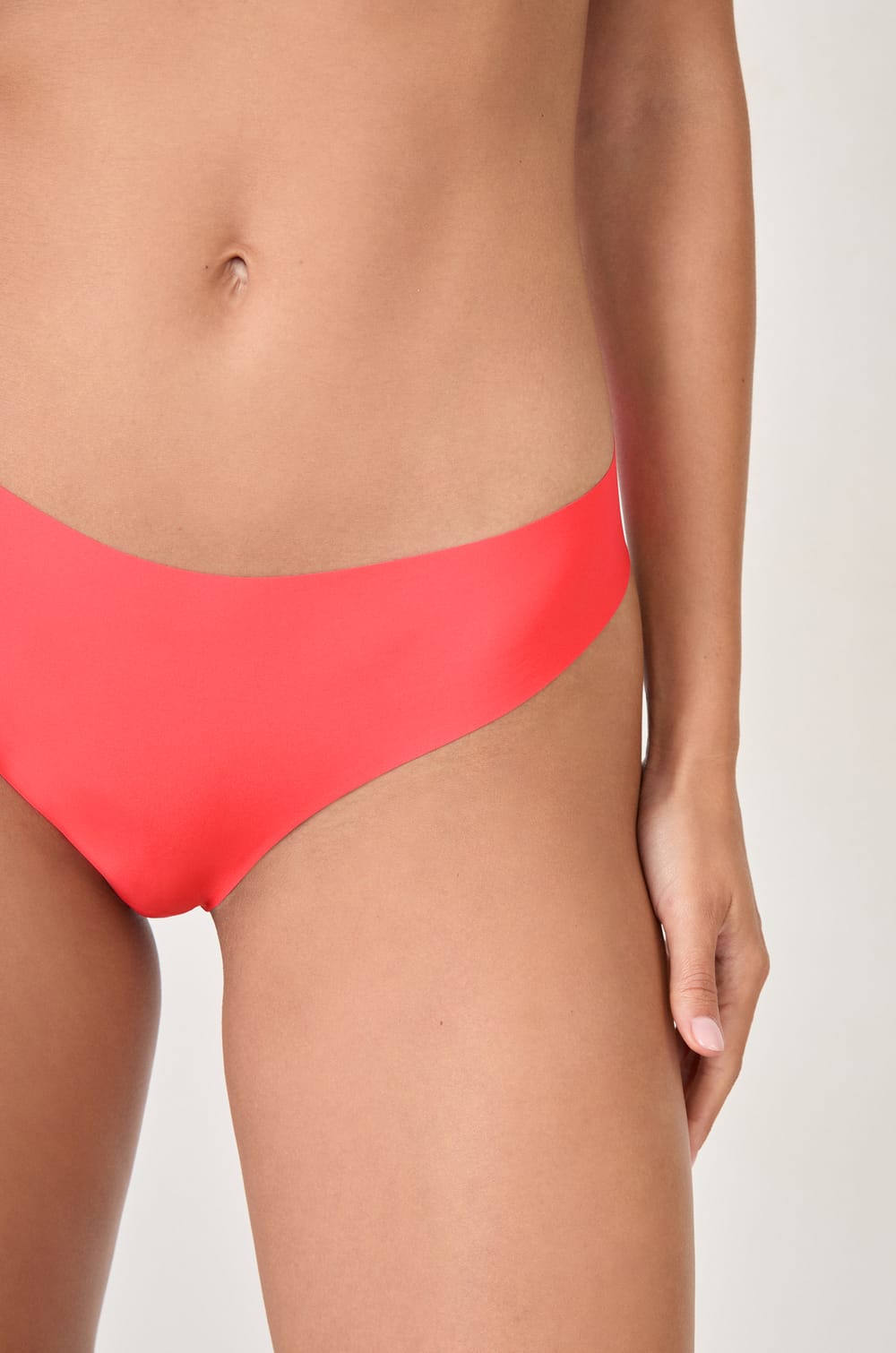Culotte en microfibre;${refinementColor}