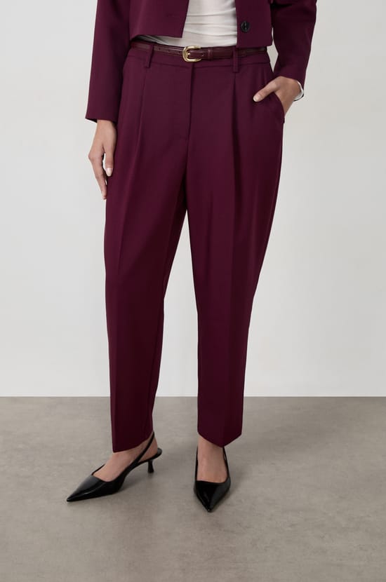 Pantalon coupe carotte;${refinementColor}
