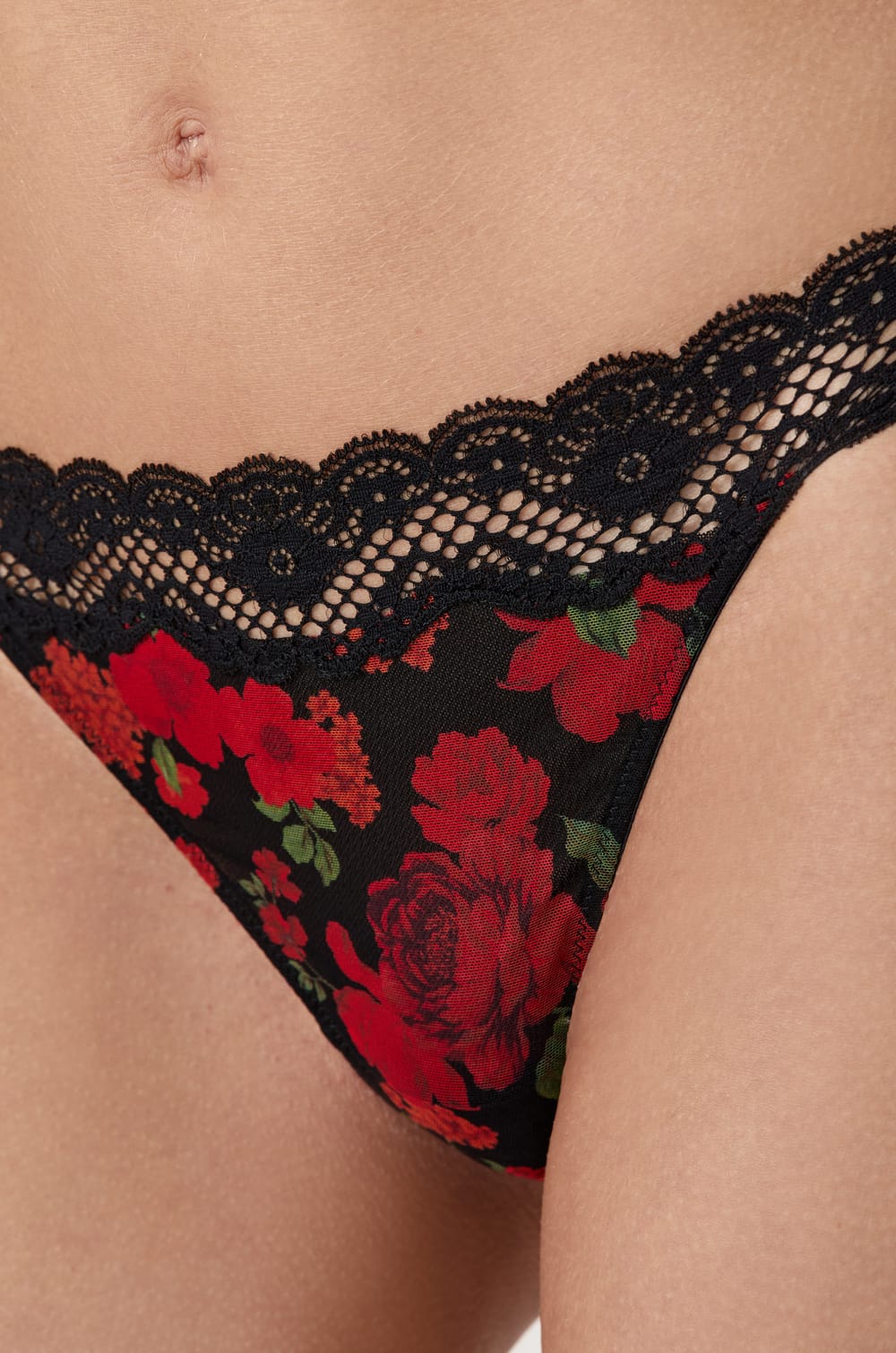 Tulle Thong;${refinementColor}