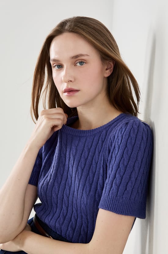Pull manches courtes;${refinementColor}