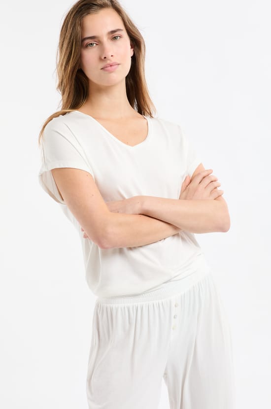 Top de manga corta liso de modal;${refinementColor}