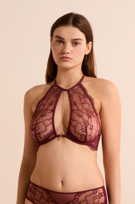 Soutien-gorge brassi&egrave;re dos nu en dentelle avec cha&icirc;ne amovible;${refinementColor}