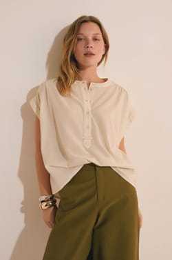 Blouse sans manches boutonn&eacute;e en coton;${refinementColor}