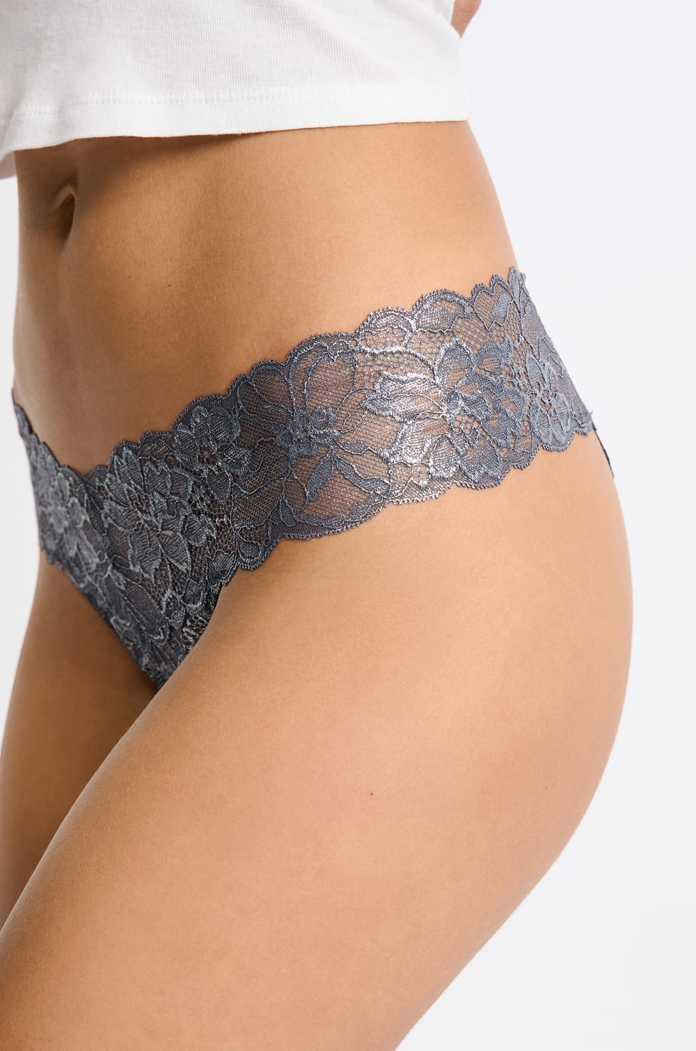 Lace Tanga;${refinementColor}
