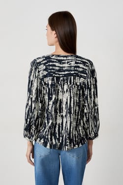 Blouse met motieven;${refinementColor}