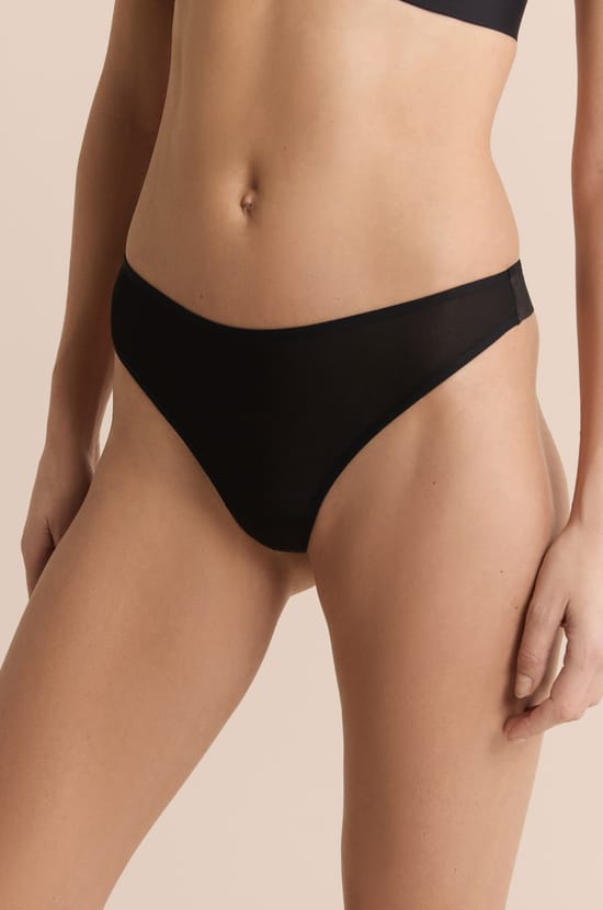 Tulle Thong;${refinementColor}