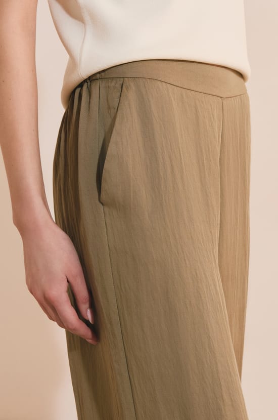 Baggy Trousers;${refinementColor}