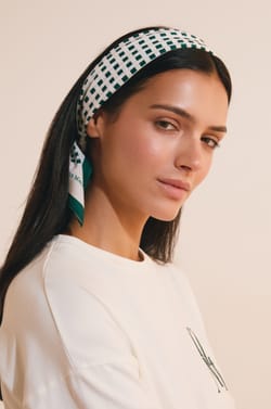 Printed Scarf;${refinementColor}