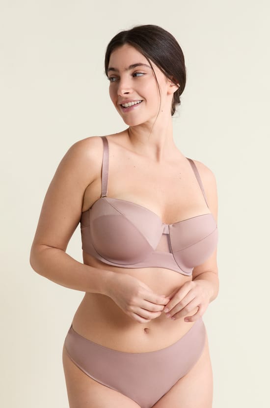 Strapless Lightly Lined Bra;${refinementColor}