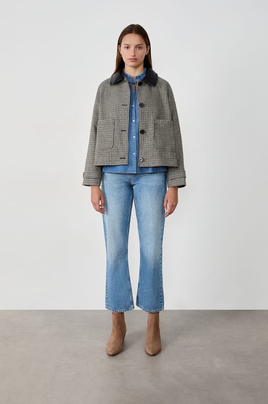 Blouson court en jacquard;${refinementColor}