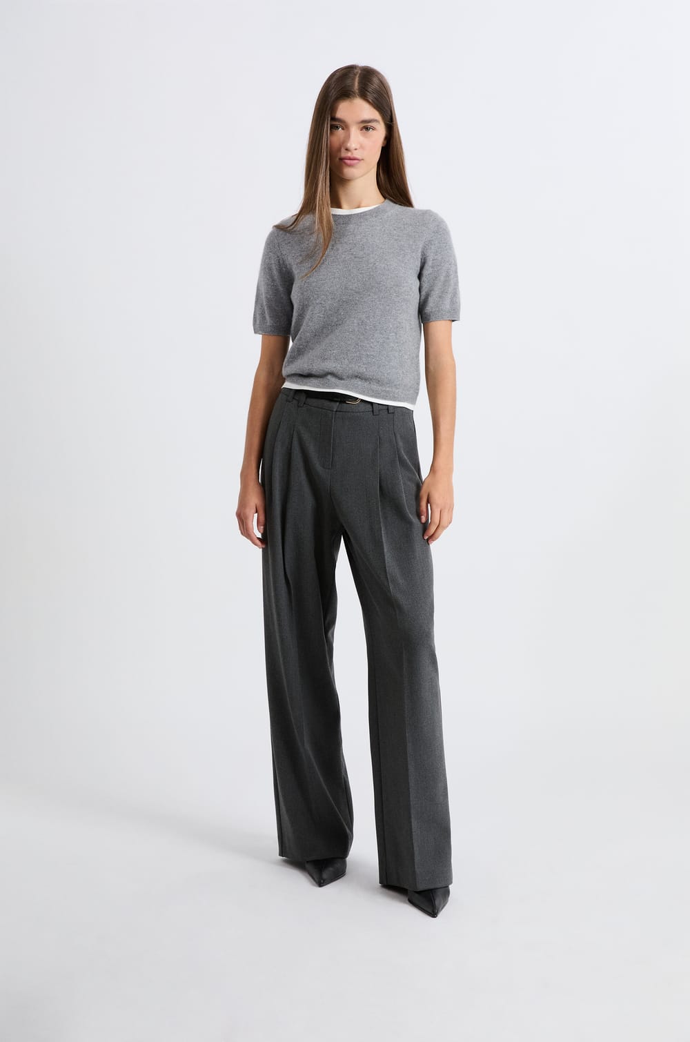 Pull manches courtes en cachemire;${refinementColor}
