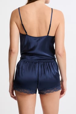Short en soie détails dentelle;${refinementColor}
