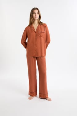 Chemise de pyjama à motifs coeurs;${refinementColor}