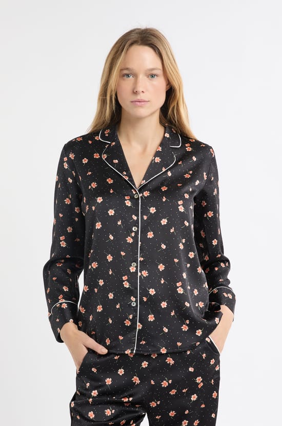 Chemise de pyjama à motifs fleurs en satin;${refinementColor}
