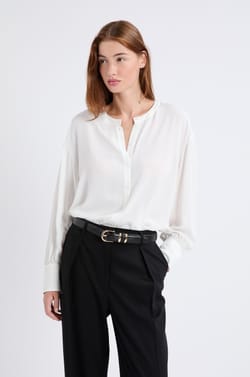 Chemise à manches longues en crepe;${refinementColor}