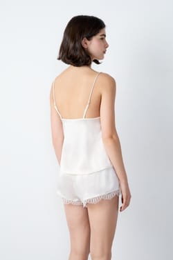 Top de seda con detalles de encaje;${refinementColor}