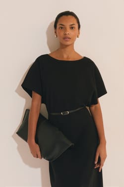 Robe longue &agrave; manches courtes;${refinementColor}