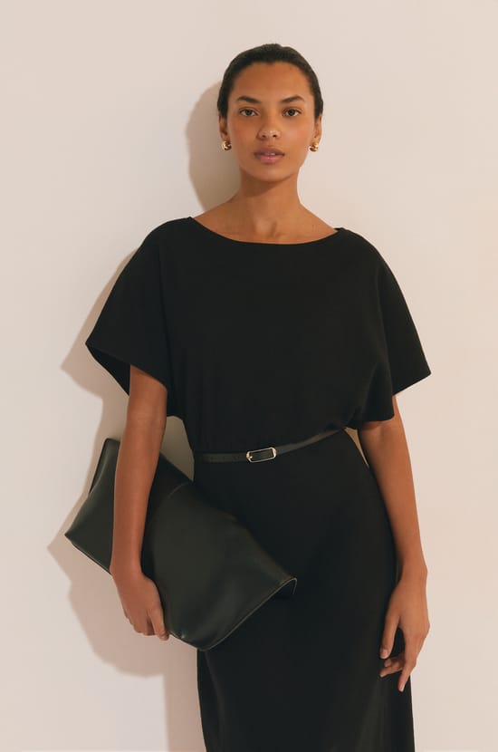 Robe longue &agrave; manches courtes;${refinementColor}