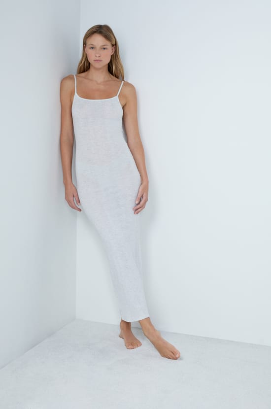 Nuisette longue en coton côtelé à fines bretelles;${refinementColor}