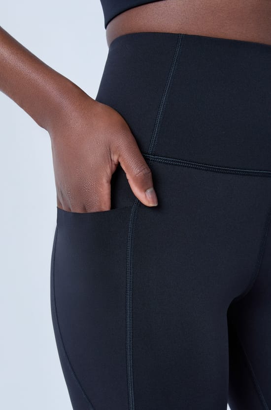Shaping Legging with Tummy Control Effect;${refinementColor}