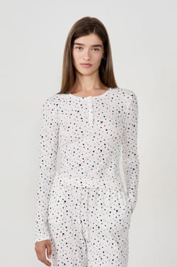 T-shirt de pyjama imprimé cœurs;${refinementColor}