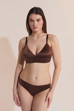 Soutien-gorge triangle sans armatures satin&eacute;;${refinementColor}