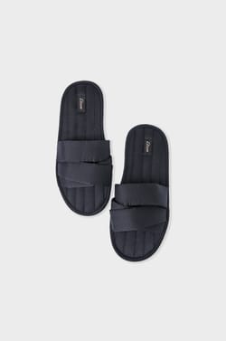 Satin flip-flop slippers;${refinementColor}