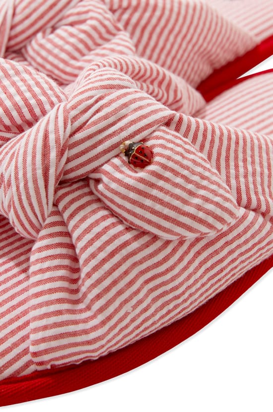 Chaussons tongs avec coton;${refinementColor}