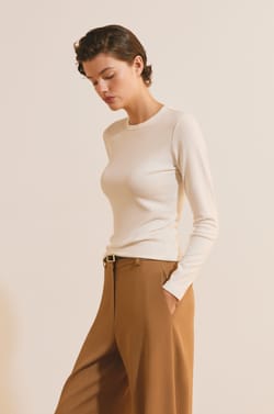 Long-sleeved T-shirt with cotton modal;${refinementColor}