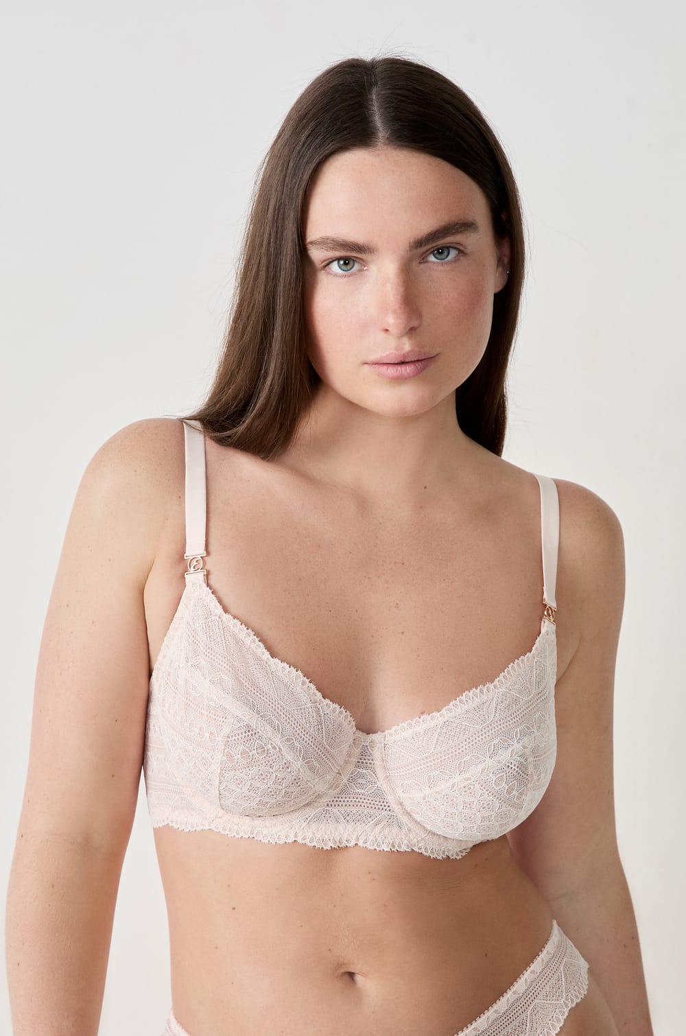 Soutien-gorge corbeille;${refinementColor}