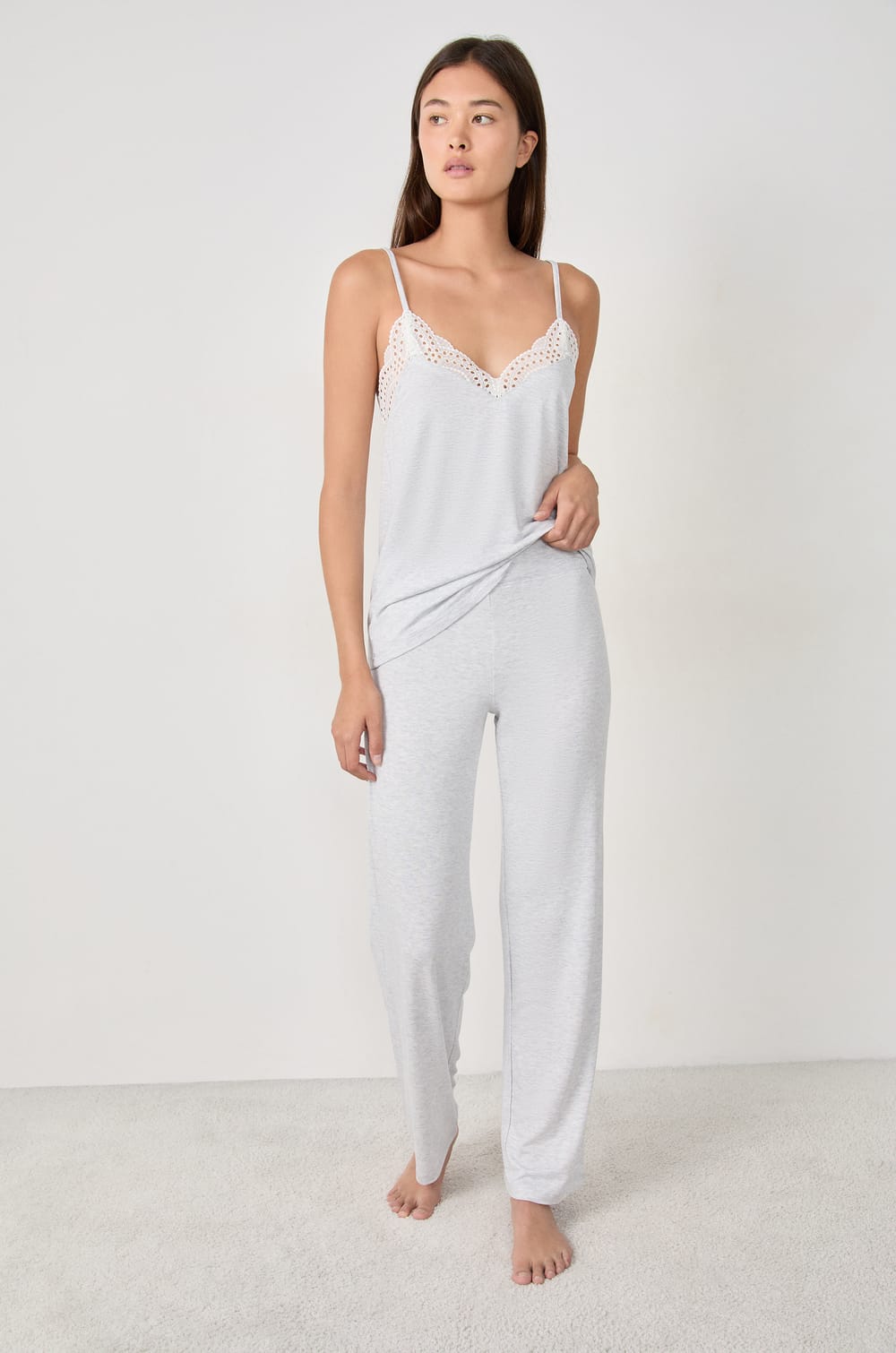 Broek met wijde pijpen van modal;${refinementColor}