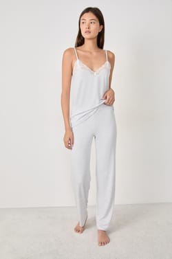 Broek met wijde pijpen van modal;${refinementColor}