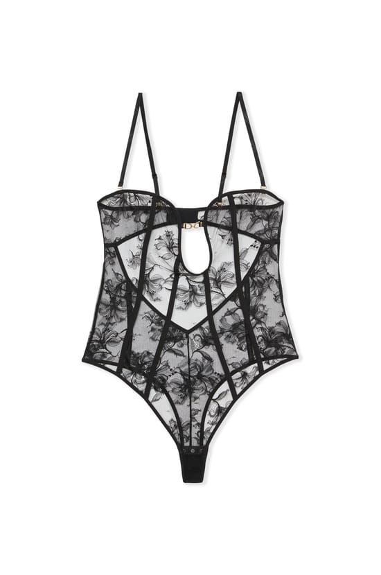 Body dos nu en dentelle;${refinementColor}