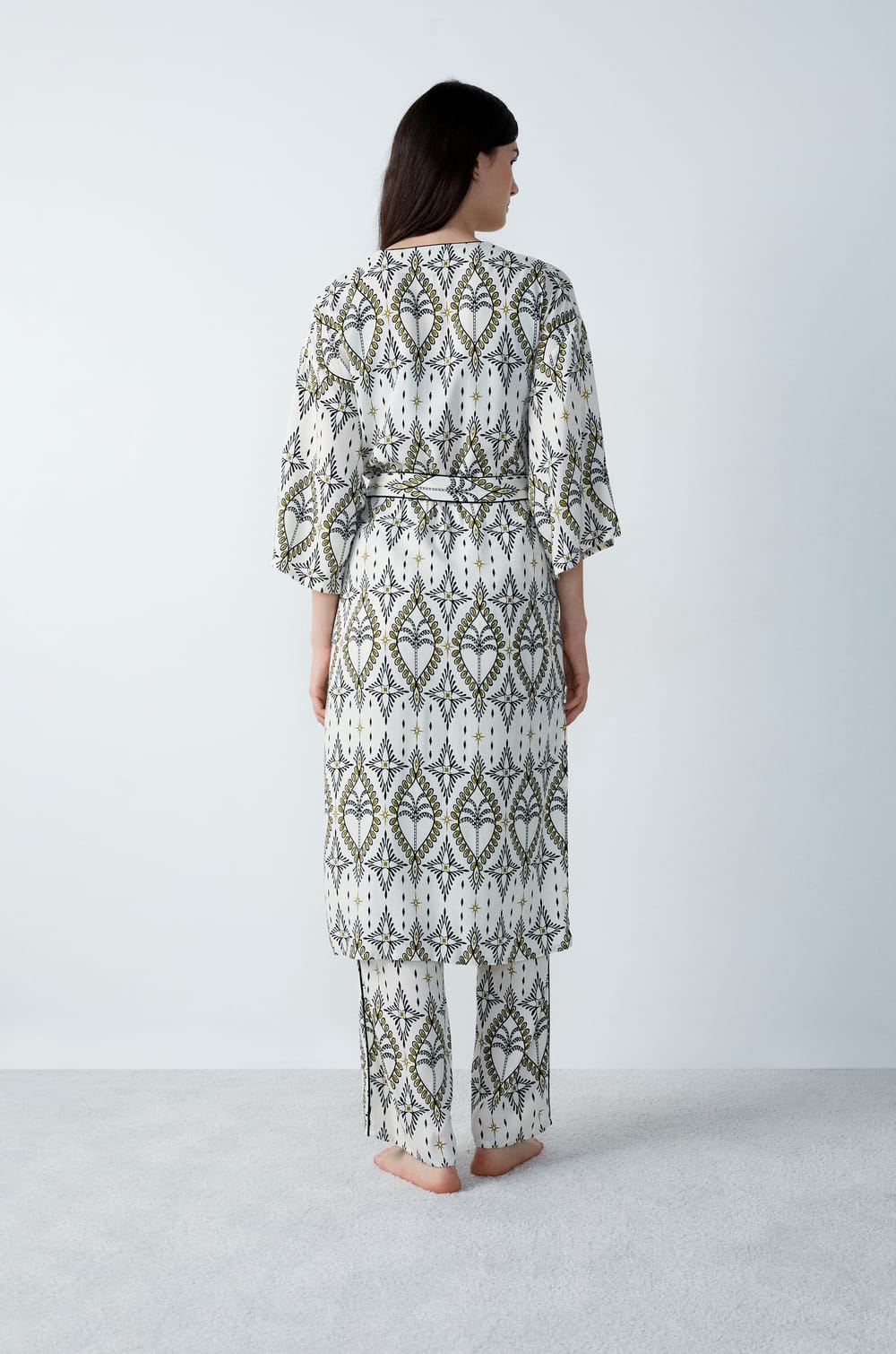 Déshabillé long imprimé;${refinementColor}