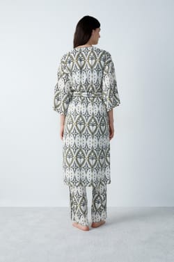 Déshabillé long imprimé;${refinementColor}