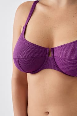 Haut de maillot brillant avec armature;${refinementColor}